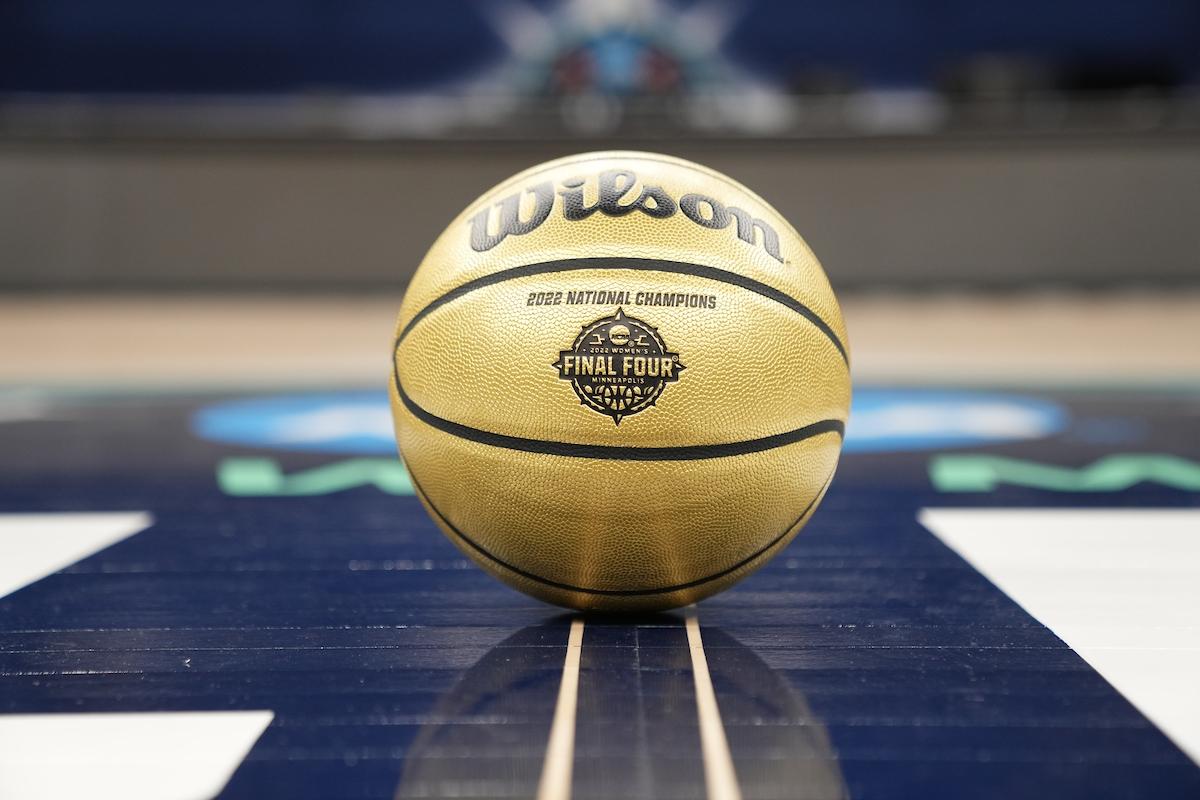 Final Four golden ball 