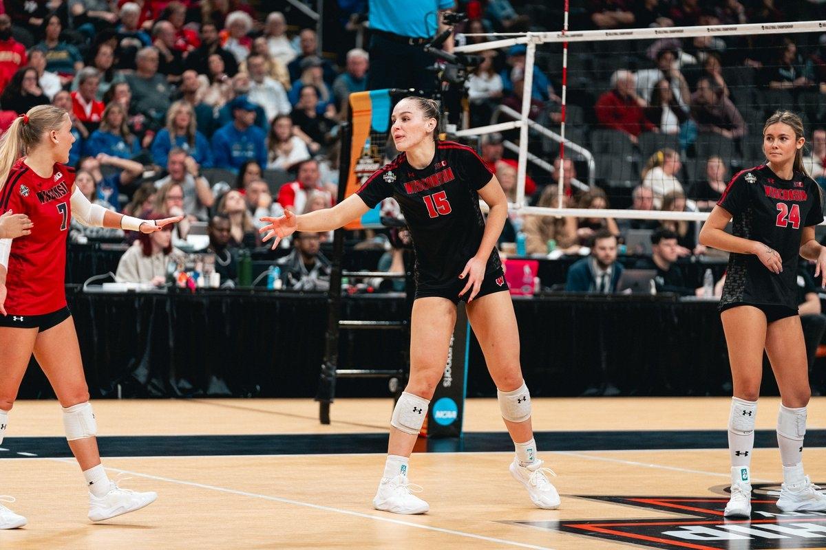 Mimi Colyer plays for Wisconsin